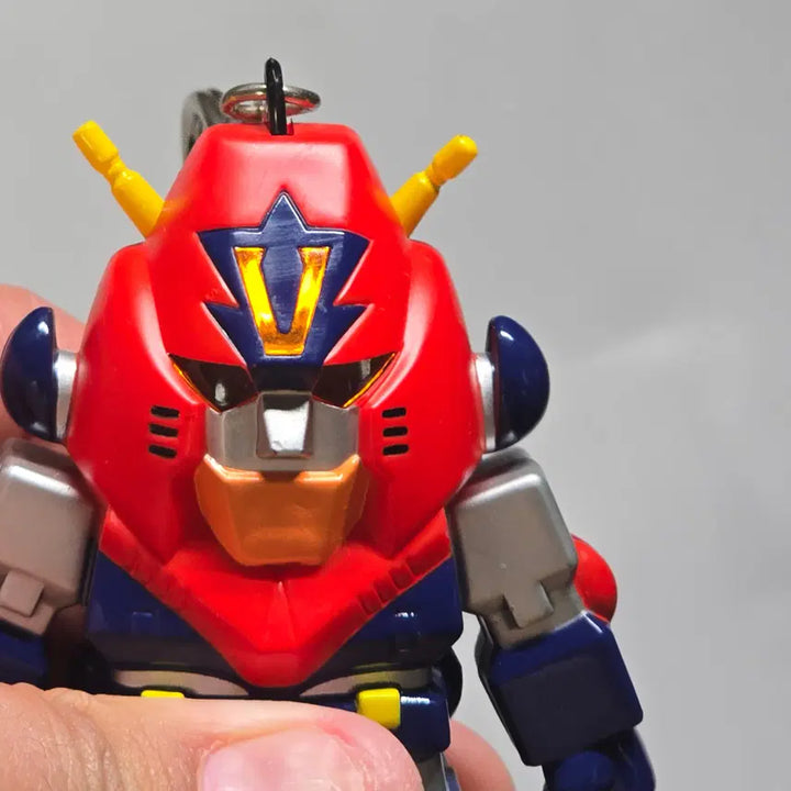 [BUNJANG] Combattler V Super Robot Chogokin Mini Figure Keychain with Light-Up Eyes / 초전자로보 콤바트라 V 슈퍼로봇대전 미니 피규어 장난감 키홀더 눈불빛작동