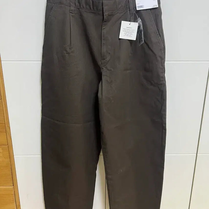 [SOLD OUT] 유니클로C 배럴팬츠 브라운 M
