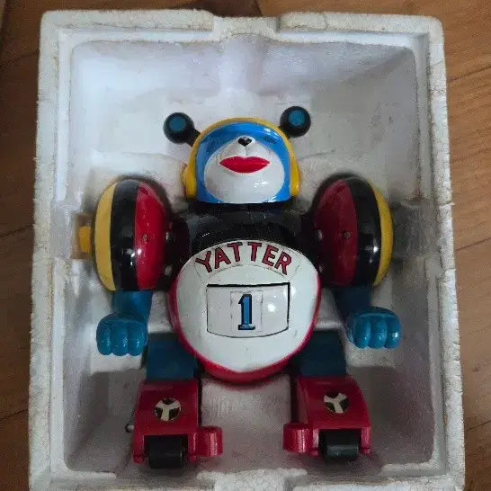 [SOLD OUT] 77년  타카토쿠  이겨라승리호 얏타판다  판다호