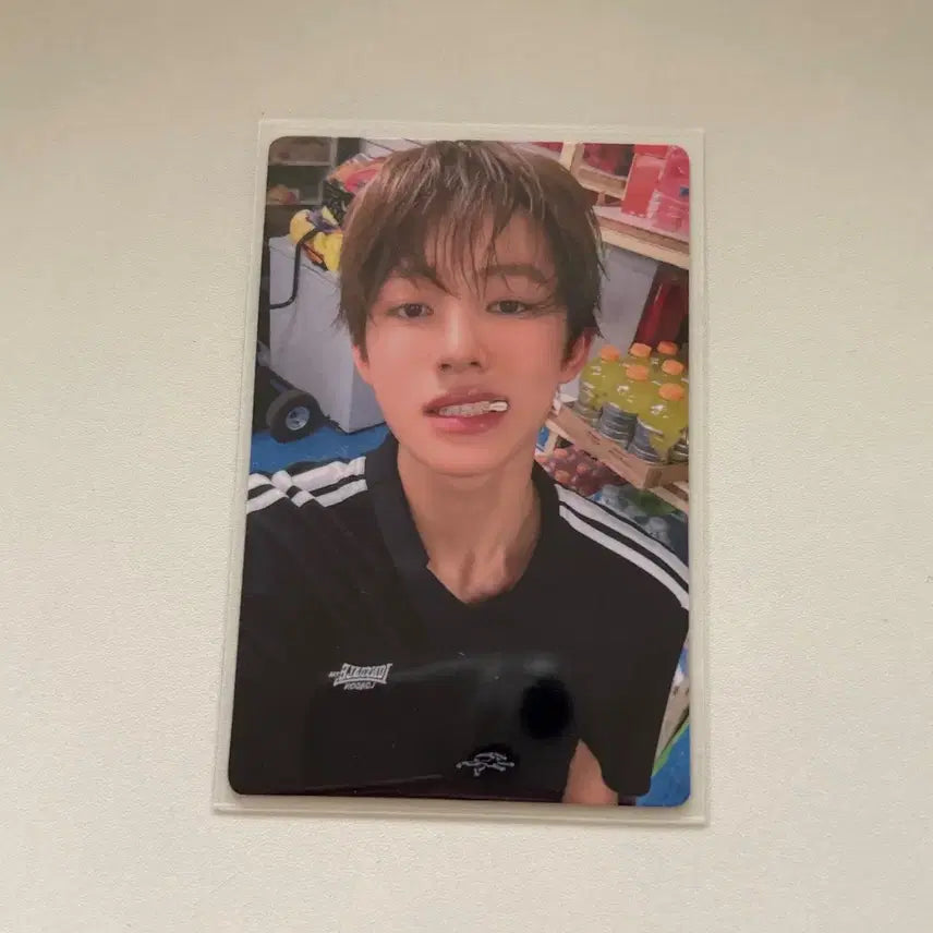 [SOLD OUT] 코르티스 컬러 아웃사이드 더 라인 이즈위 성현 포카 양도