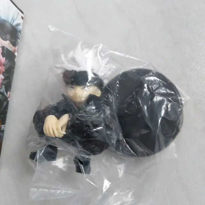 [SOLD OUT] 주술회전 고죠 사토루 피규어