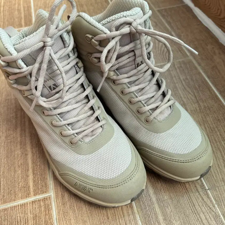 [BUNJANG] Altaigear Neptune Hiking Boots 270 / 알타이기어 넵튠 등산화 270