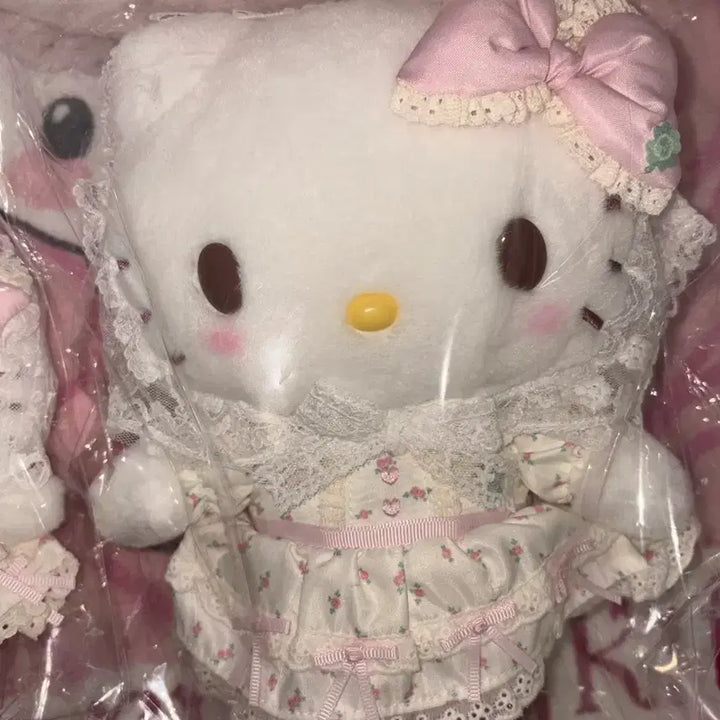 [BUNJANG] Sanrio Forest Lace Kitty Plush + Mascot Bundle Set / 산리오 포레스트 레이스 키티 누이 + 마스코트 일괄