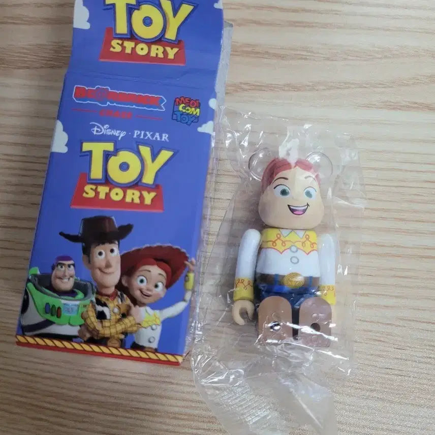 [BUNJANG] Disney Pixar Toy Story Jessie Bearbrick / 토이스토리 베어브릭 제시