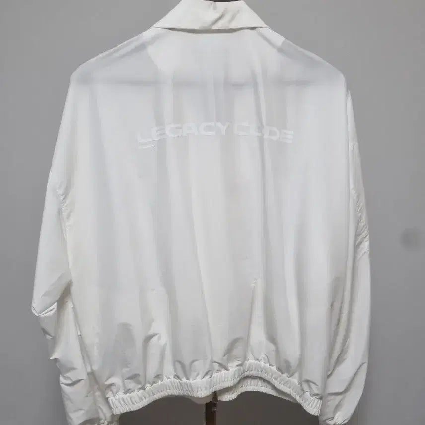 [BUNJANG] Matinkim White Zip-Up Windbreaker / 킴마틴 화이트 집업 바람막이 (31만원-15만원 반값할인)