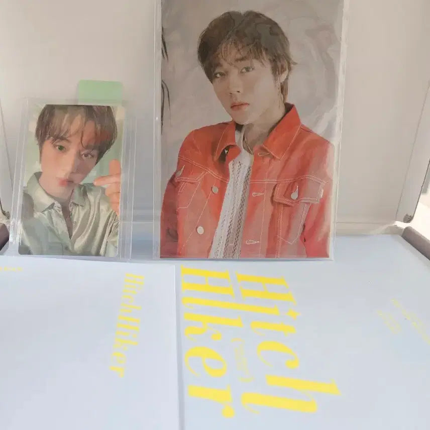[BUNJANG] Park Jihoon Hitchhiker Photobook / 박지훈 화보집 히치하이커