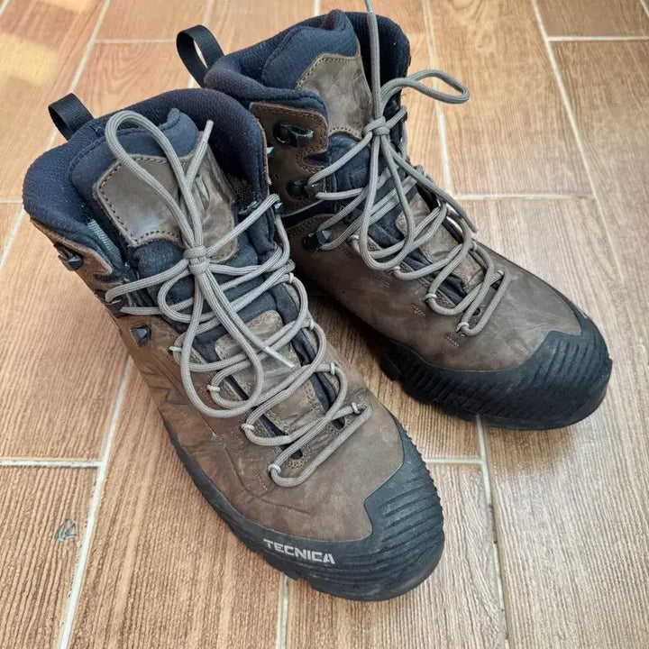 [BUNJANG] Technica Forge 2.0 GTX Hiking Boots 270 / 테크니카 포지 2.0 GTX 등산화 270