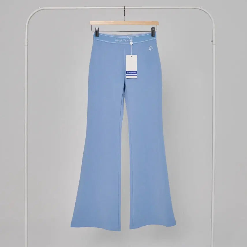 [BUNJANG] Sergio Tacchini W Kushlight Bootcut Pants Sky Blue / (새상품) 세르지오타키니 W 쿠쉬라이트 부츠컷 팬츠 S 블루