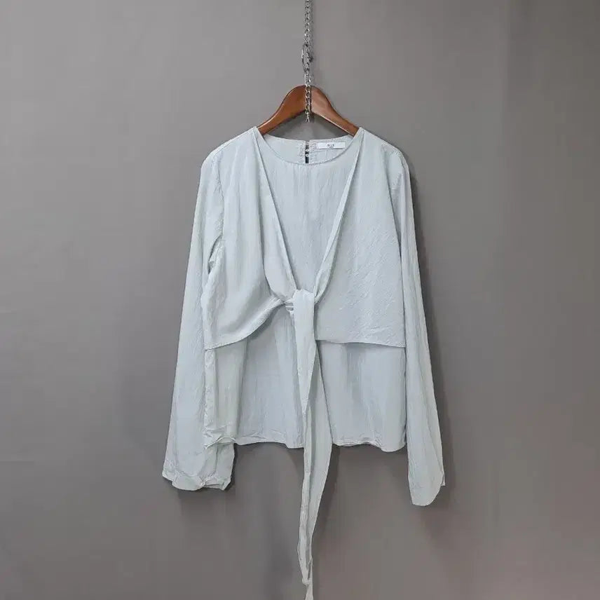 [BUNJANG] Cool Blue Ribbon Blouse / ous 시원한 블루 톤의 리본 블라우스