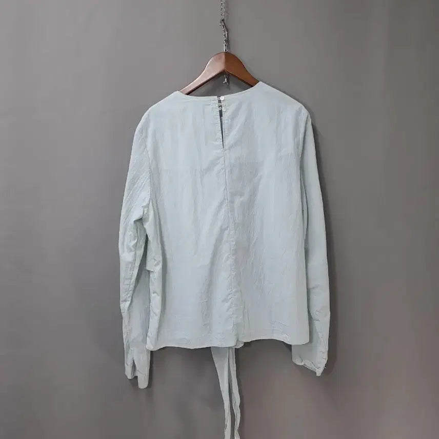 [BUNJANG] Cool Blue Ribbon Blouse / ous 시원한 블루 톤의 리본 블라우스