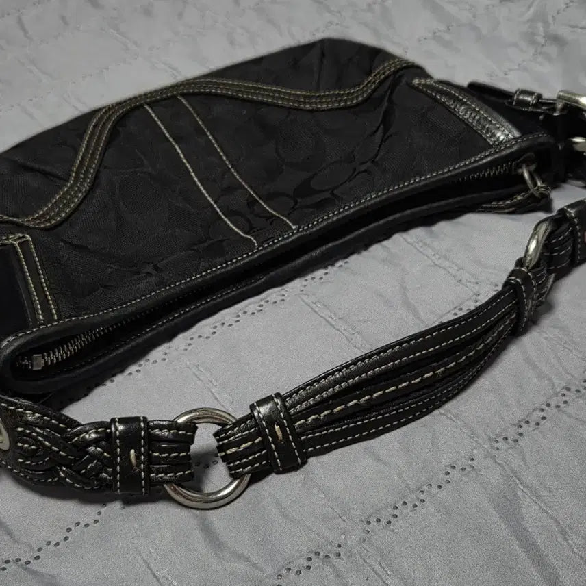 [BUNJANG] Coach Y2K Black Shoulder Bag / 코치 y2k 블랙숄더백