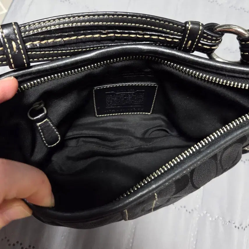 [BUNJANG] Coach Y2K Black Shoulder Bag / 코치 y2k 블랙숄더백