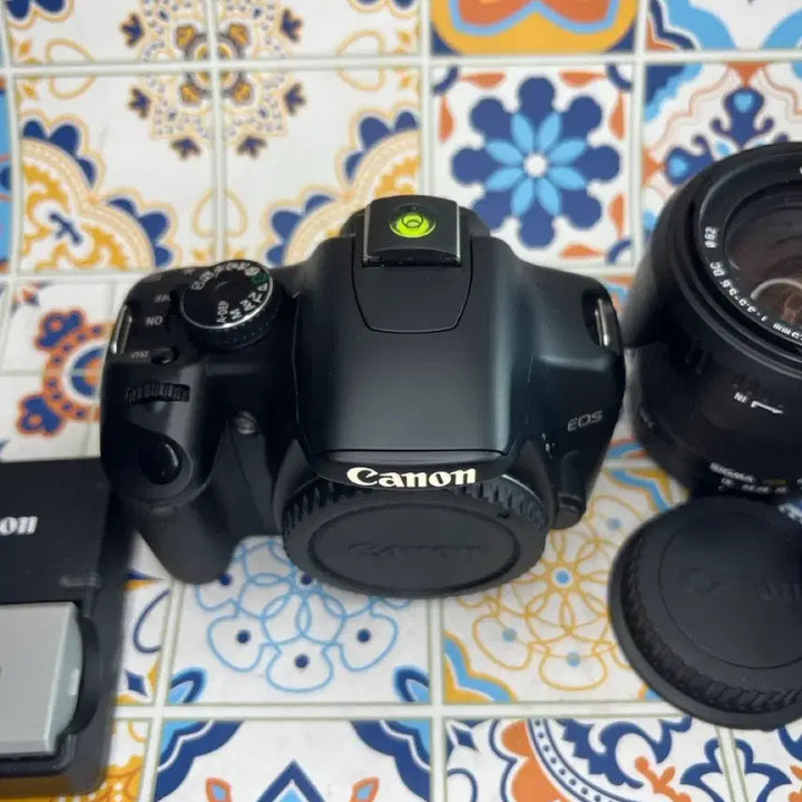 [BUNJANG] Canon EOS 450D (Kiss X2) DSLR Camera with Sigma 18-125mm Lens / 민트급 캐논EOS450D 캐논 EOSKiss X2 시그마 18-125렌즈