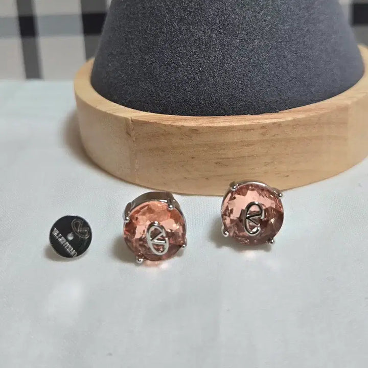 [BUNJANG] Au750 18K White Gold Filled Crystal Earrings / 