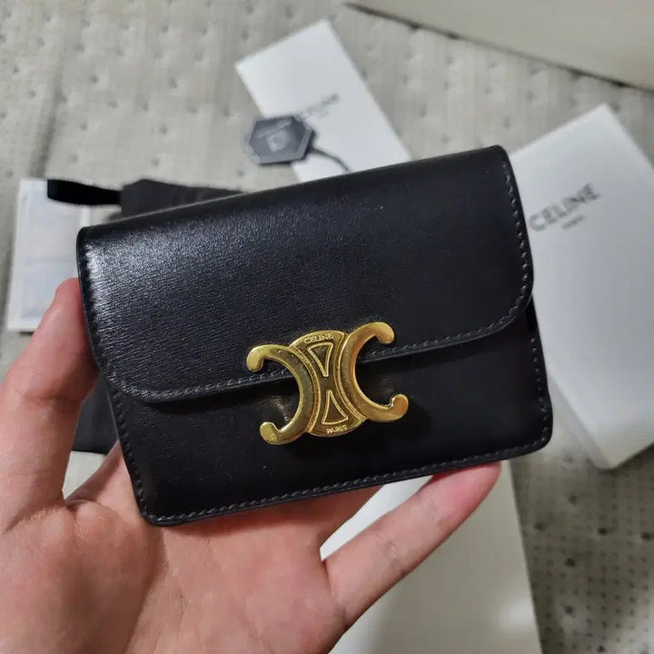 [BUNJANG] Celine Triomphe Shiny Calfskin Cardholder / [크림판/풀구성] 셀린느 트리옹프 샤이니 카프스킨 카드지갑