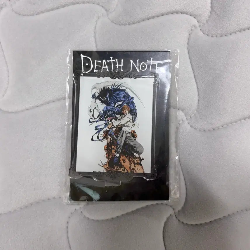 [BUNJANG] Death Note Light Yagami Apple Acrylic Stand (Sealed) / 데스노트 야가미 라이토 사과 아크릴 미개봉 원화