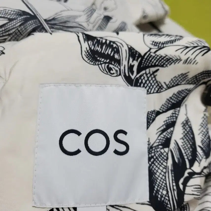 [BUNJANG] Cos Flower Pattern Short Sleeve Shirt / 코스반팔 셔츠 플라워 패턴