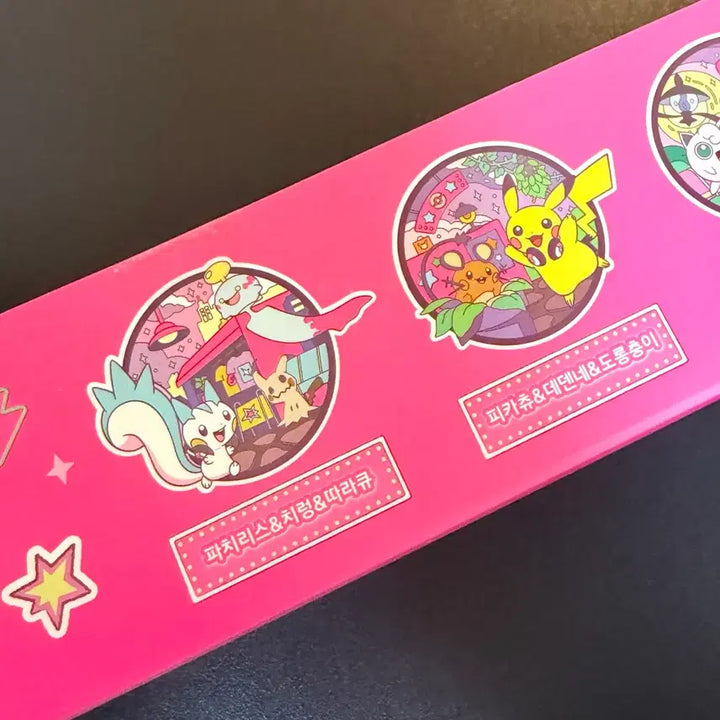 [BUNJANG] Pokemon Store 30th Anniversary Pop-Pop Limited Edition Badge Set (4 pieces) / 포켓몬스토어30주년 팝팝 한정판 뱃지 4개 셋트 미개봉