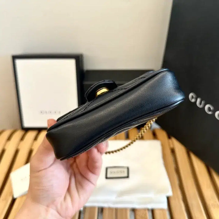[BUNJANG] Gucci GG Marmont Matelassé Flap Chain Bag / [정품/풀구성] 구찌 gg마몽 마틀라세 플랩 체인백