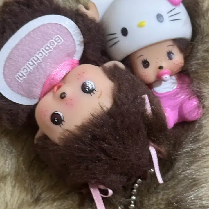 [BUNJANG] Babychichi x Hello Kitty Monchhichi Keychain / 베비치치 몬치치 정품*키티몬치치증정