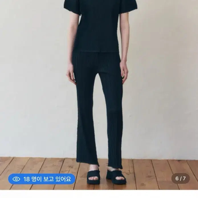 [BUNJANG] Vert Serpent Pleated Top Black / 플리츠탑 베르트 세르펜트 W컨셉구매,블랙새옷