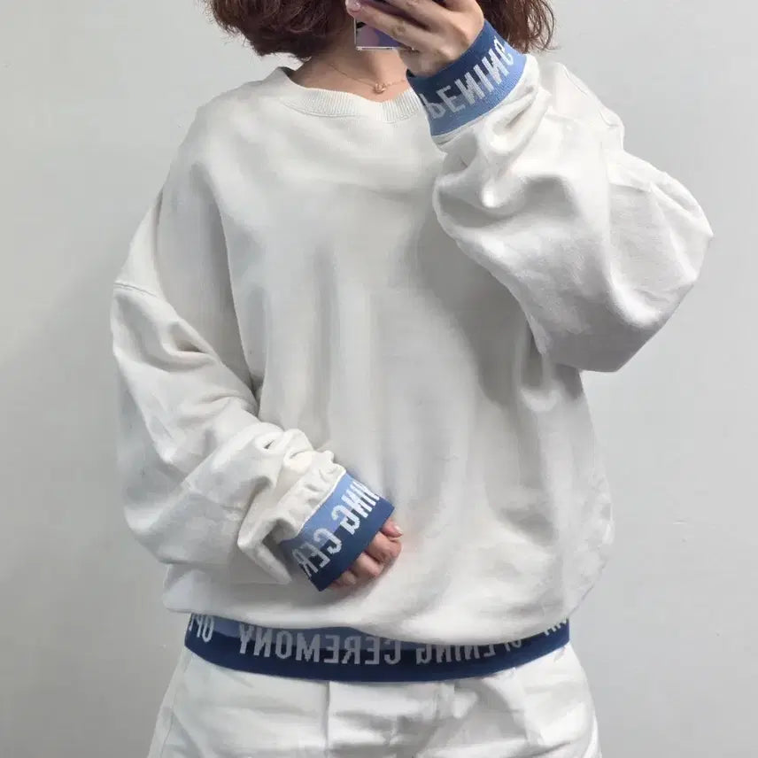 [BUNJANG] Opening Ceremony Logo Band Crewneck Sweatshirt White M / [프립]M/오프닝 세레모니 로고 밴드 맨투맨화이트