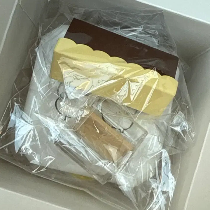 [SOLD OUT] 먼작귀 우사기 콤팩트샵 피규어
