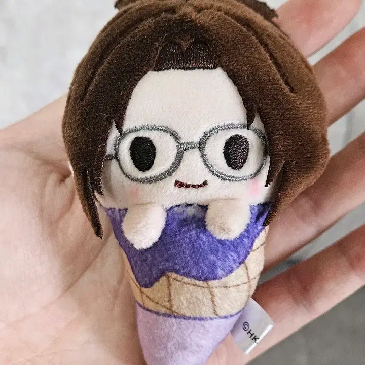 [BUNJANG] Attack on Titan Hange Zoë Ice Taffy Nui Ice Cream Keyring / 진격의 거인 진격거 한지 조에 아이스 타피누이 아이스크림 키링