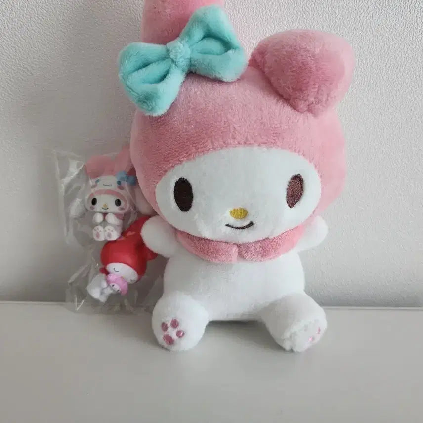 [BUNJANG] My Melody Figure &amp; Plush Keychain Bundle / 마이멜로디 피규어, 인형키링 일괄판매