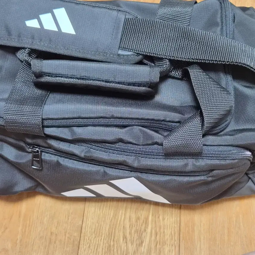 [BUNJANG] Adidas Unisex Duffle Bag XS / 아디다스 브랜드 남녀공용 더플백 xs