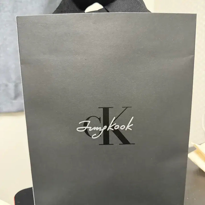 [BUNJANG] Calvin Klein Jungkook Limited Edition Eco Bag / 캘빈클라인 정국 한정판 에코백