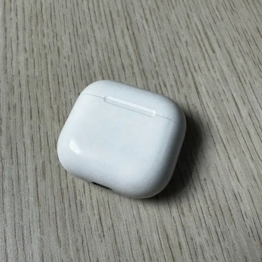 [BUNJANG] Apple AirPods 4th Gen (No Noise Cancellation) / 에어팟 4세대 노캔X