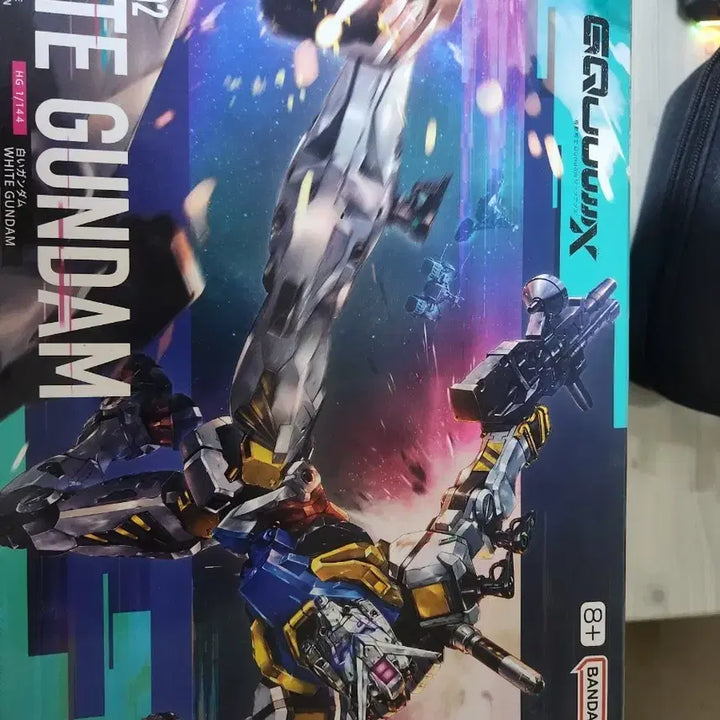 [BUNJANG] HG White Gundam &amp; HG Mikailis Gundam Model Kit / HG 하얀 건담과 HG 미카앨리스 건담 팝니다