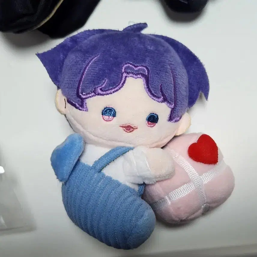 [BUNJANG] Love and Deepspace Giwook Birthday Plush (Replica) / 러브앤딥스페이스 기욱 생일누이(짭)