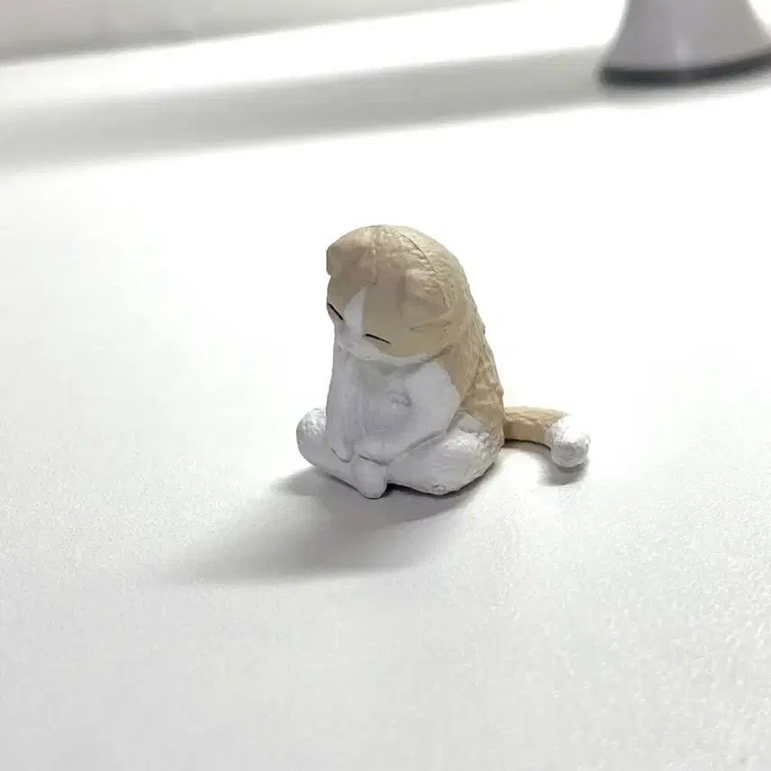 [BUNJANG] Cat Figurine / 고앵이 피규어