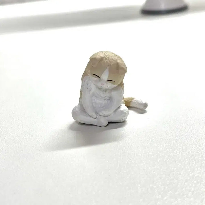 [BUNJANG] Cat Figurine / 고앵이 피규어