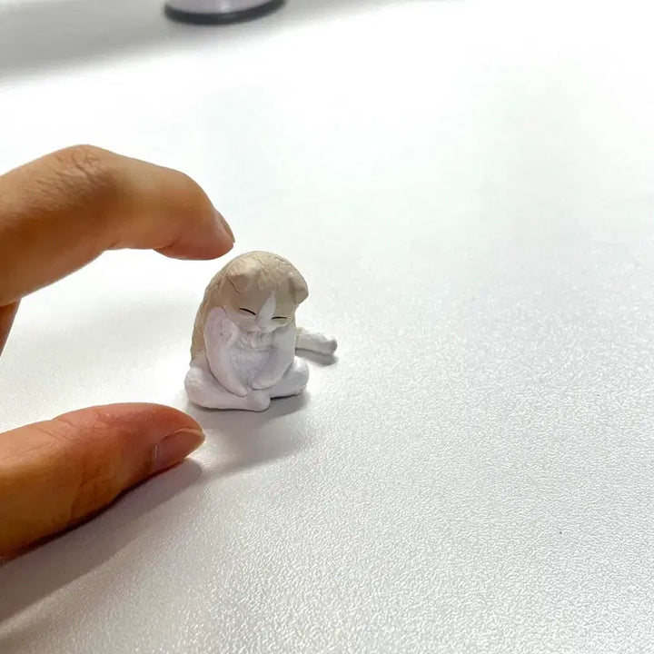 [BUNJANG] Cat Figurine / 고앵이 피규어