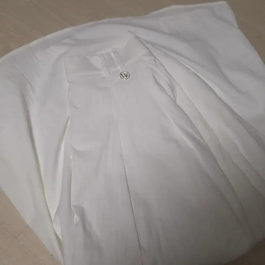 [BUNJANG] Lookast Julia Pleated Long Skirt White S / 룩캐스트 줄리아 플리츠 롱 스커트 화이트 S
