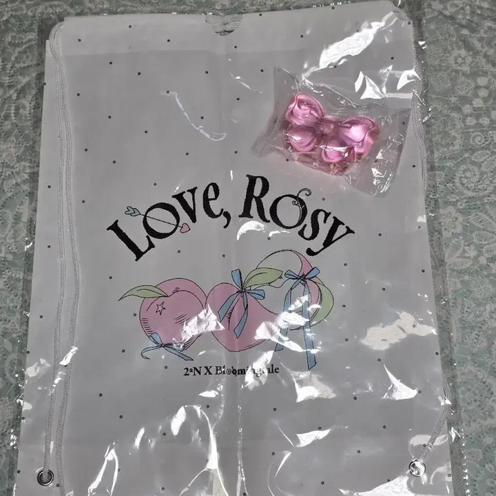 [BUNJANG] 2N Ribbon Squishy Stress Ball with Gym Sack / [미개봉] 투에이엔 리본 말랑이 스퀴시 스트레스볼 + 짐색