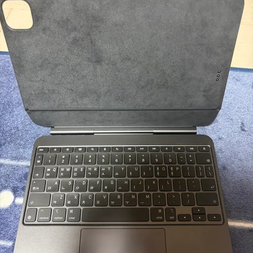 [BUNJANG] Apple Magic Keyboard for iPad Pro 11-inch (M5) - Korean, Black / 아이패드 프로 11 M5용 매직 키보드 한국어 블랙