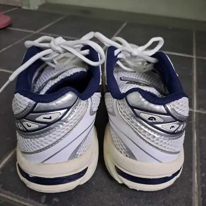 [BUNJANG] ASICS GEL-1130 Sneakers / 아식스 젤1130 아식스235 