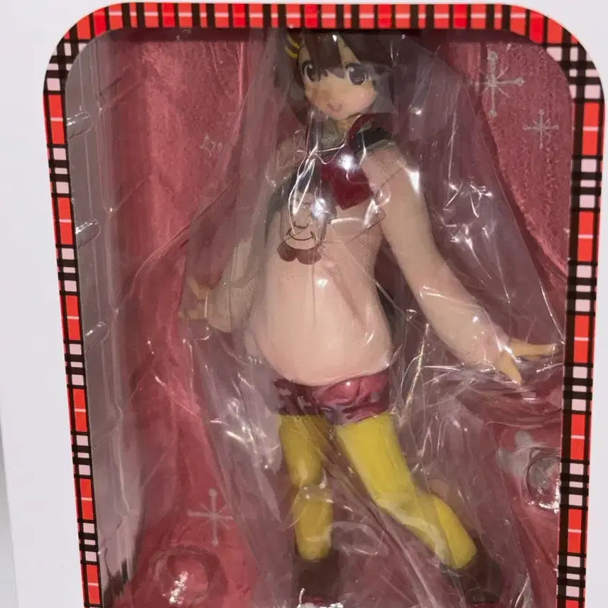[BUNJANG] K-ON! Yui Hirasawa Graduation Trip Figure (Sealed) / (미개봉)케이온 히라사와 유이 졸업여행 피규어 고전
