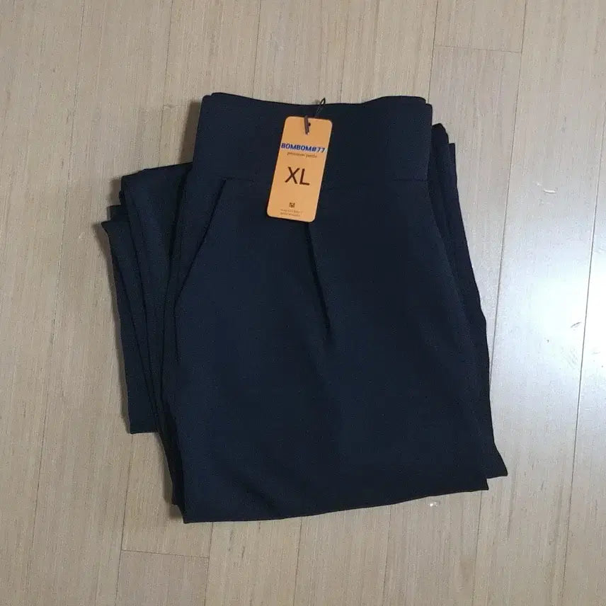 [BUNJANG] BomBomShop77 One-Pleat Wide Fit Pants - Black XL / 봄봄샵77 데일리 이지팬츠 원핀턱 와이드핏 바지 88 XL 검정 슬랙스