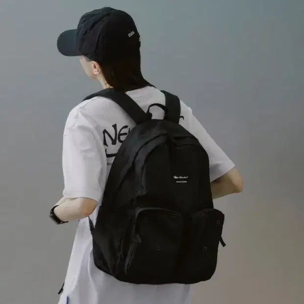 [BUNJANG] NewJeans x Fujiwara Hiroshi Collaboration Leather Backpack (Sealed) / [미개봉 새제품] 뉴진스 후지와라 히로시 꼴레 백팩