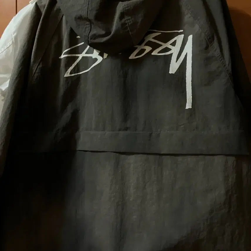[BUNJANG] Stussy Beach Shell Windbreaker M / 스투시 비치쉘 바람막이 M