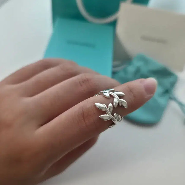 [BUNJANG] Tiffany &amp; Co. Paloma Picasso Olive Leaf Bypass Ring / 티파니엔코 올리브 리프 바이패스 링 (새상품,선물용)