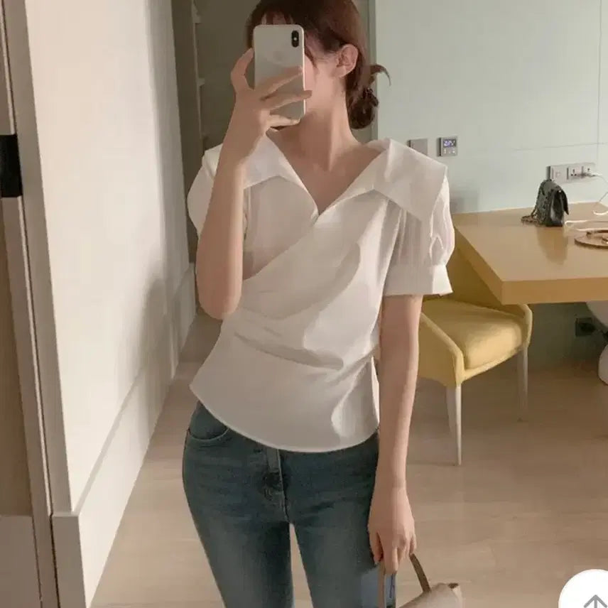 [BUNJANG] PERBIT Ivory Wrap Blouse / 퍼빗 아이보리 랩블라우스