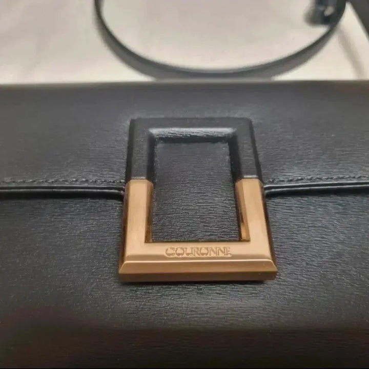 [BUNJANG] Couronne Ilian Shoulder Bag Crossbody Bag / 쿠론 일리안 숄더백 크로스백