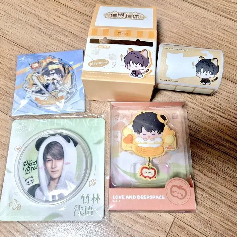 [SOLD OUT] (일괄) 러브앤딥스페이스 럽딥 판매 하우주 뱃지 자석 냥집사 스티커