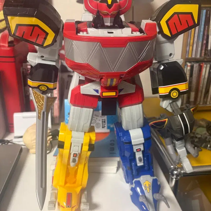 [BUNJANG] Power Rangers Mega-Zord (Dae-Soo-Shin Size) Transformable Robot Toy / Re-ignition 메가조드 팝니다 대수신 사이즈 개큼
